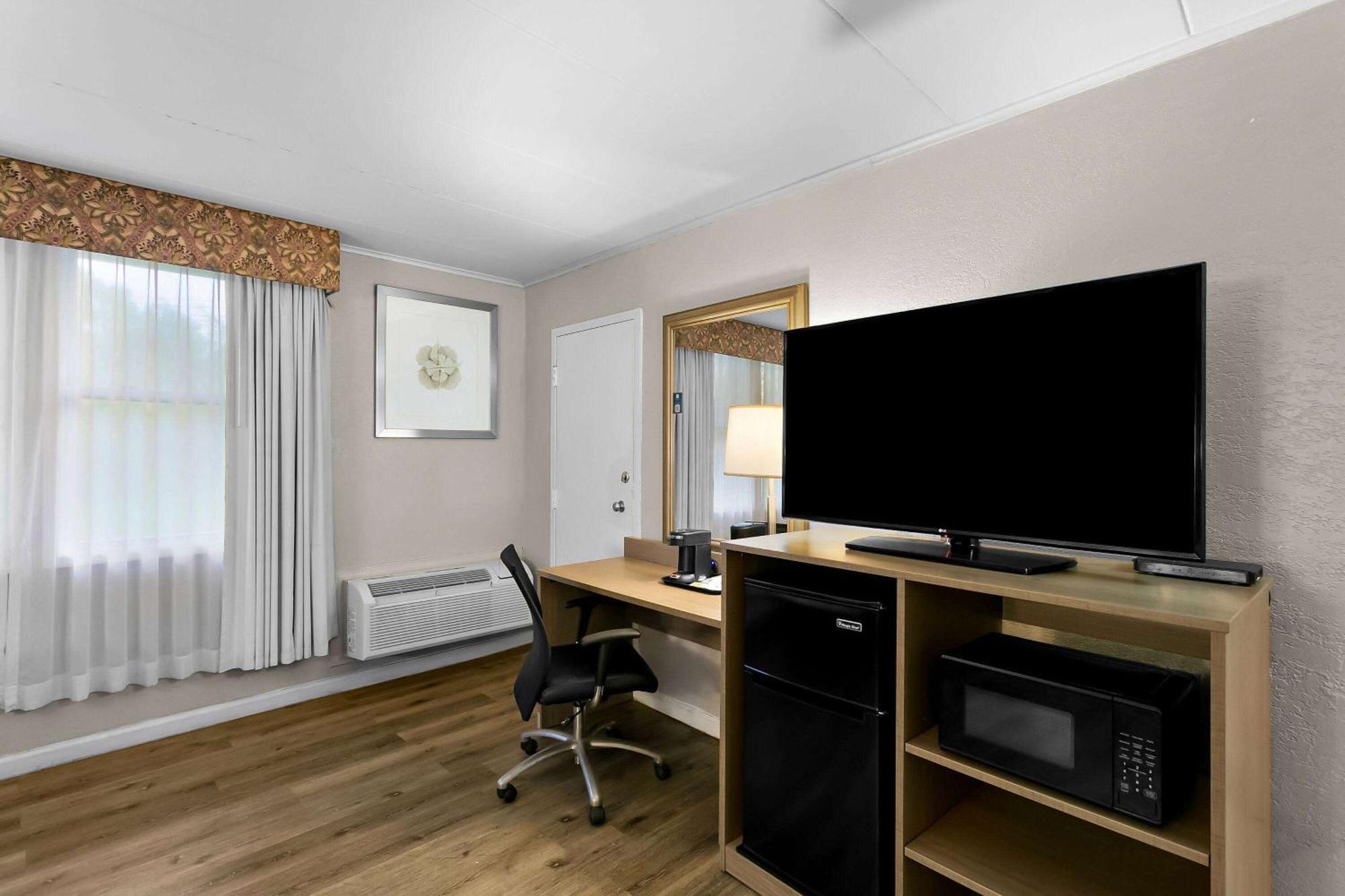 Travelodge By Wyndham Aberdeen Exterior foto